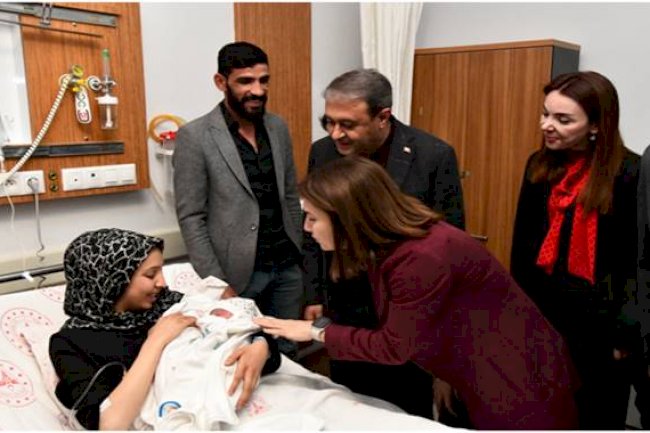 Şanlıurfa'da yılın ilk bebeği dünyaya geldi