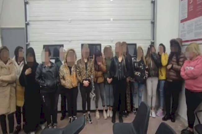 Urfa'da eğlence mekanlarına baskın! 16 Konsomatris yakalandı
