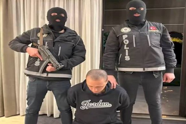 İnterpol Kırmızı Bültenle aranan şahıs Türkiye'de yakalandı!