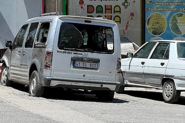 Şanlıurfa'da Park Halindeki Araca Silahlı Saldırı!