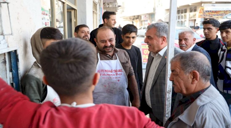 Başkan Beyazgül, Yakubiye Mahallesi'nde esnafları ziyaret etti