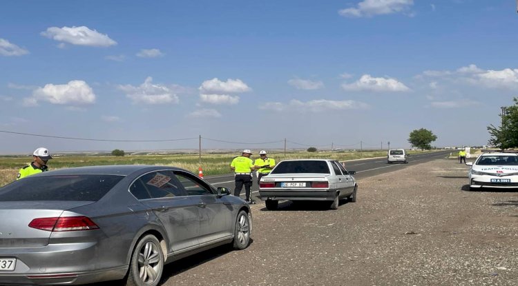 Şanlıurfa'da trafik denetimi! 1 araç trafikten men edildi