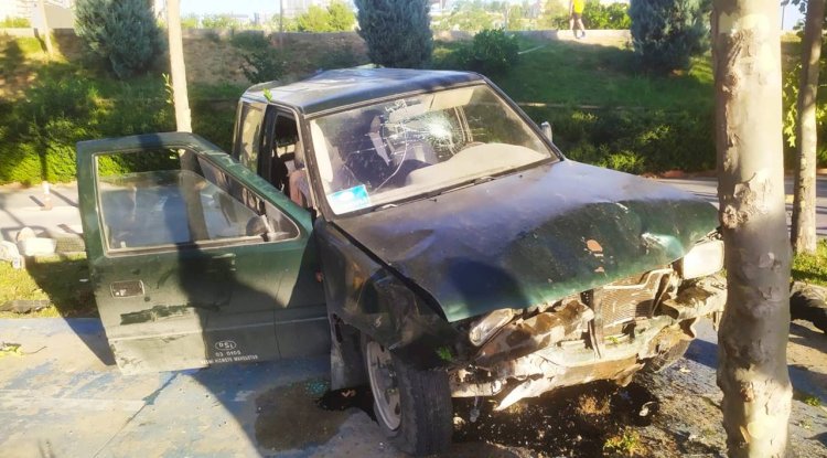 Şanlıurfa'da Kaza Yapan Araç Parka Uçtu! 1 Yaralı
