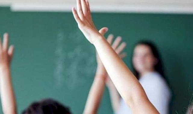 MEB açıkladı! Öğretmenlere çevrimiçi kariyer sınavı