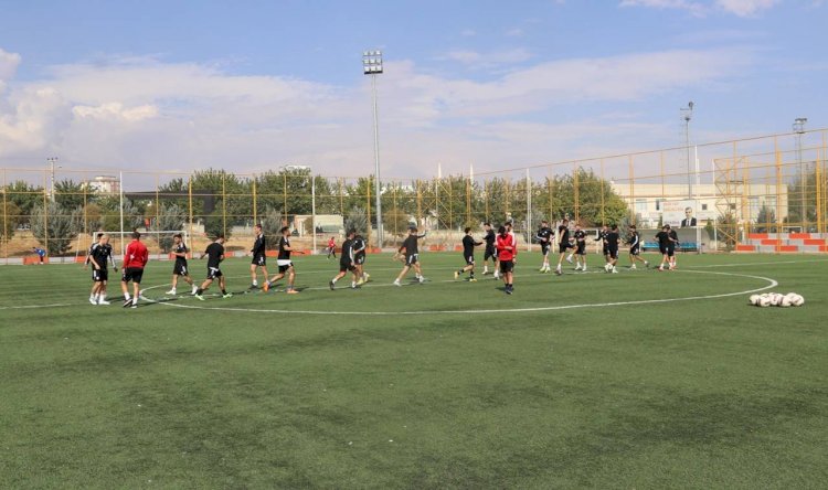 Karaköprü Belediyespor, Ağrıspor hazırlıklarına başladı