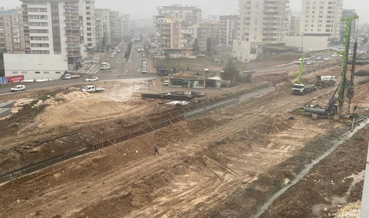 Balıkayağı Bulvarında çalışmalar aralıksız sürüyor