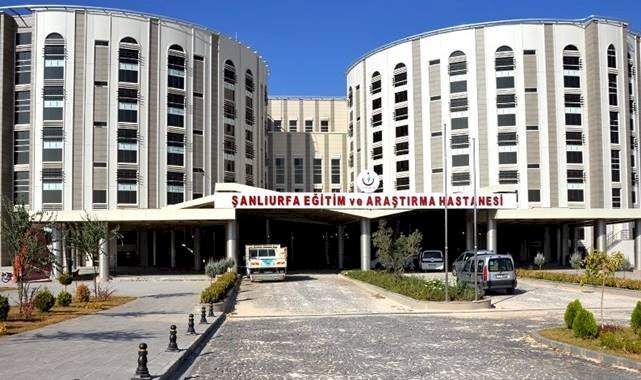 Urfa'da sağlık çalışanı, hasta yakını tarafından darp edildi!