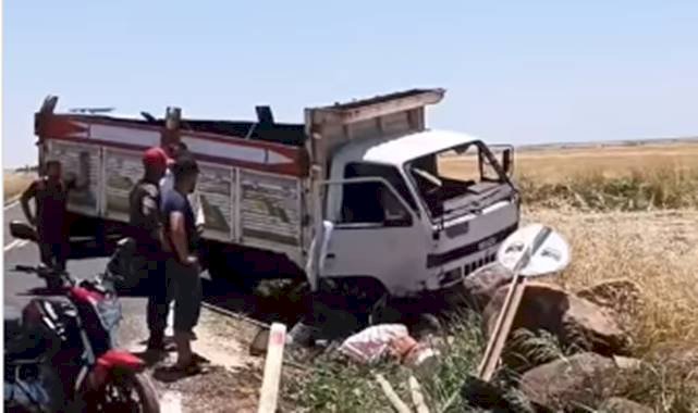 Şanlıurfa'da Kontrolden Çıkan Kamyon Kaza Yaptı! 1 Yaralı