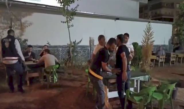 Şanlıurfa'da Umuma Açık Yerler Kontrol Edildi! 6 Gözaltı