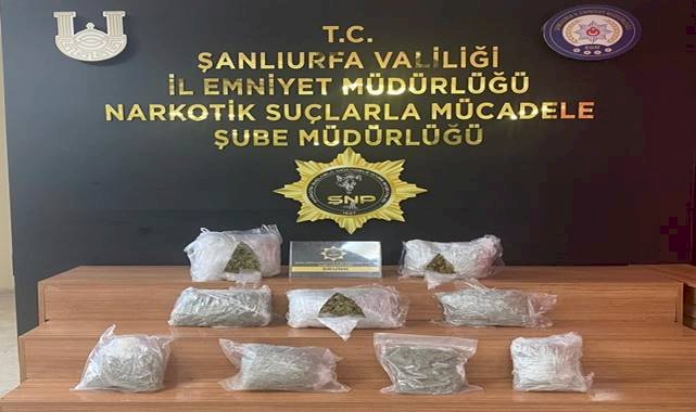 Şanlıurfa'da Bir Araçta Yapılan Aramada Ele Geçirildi! 3 Gözaltı